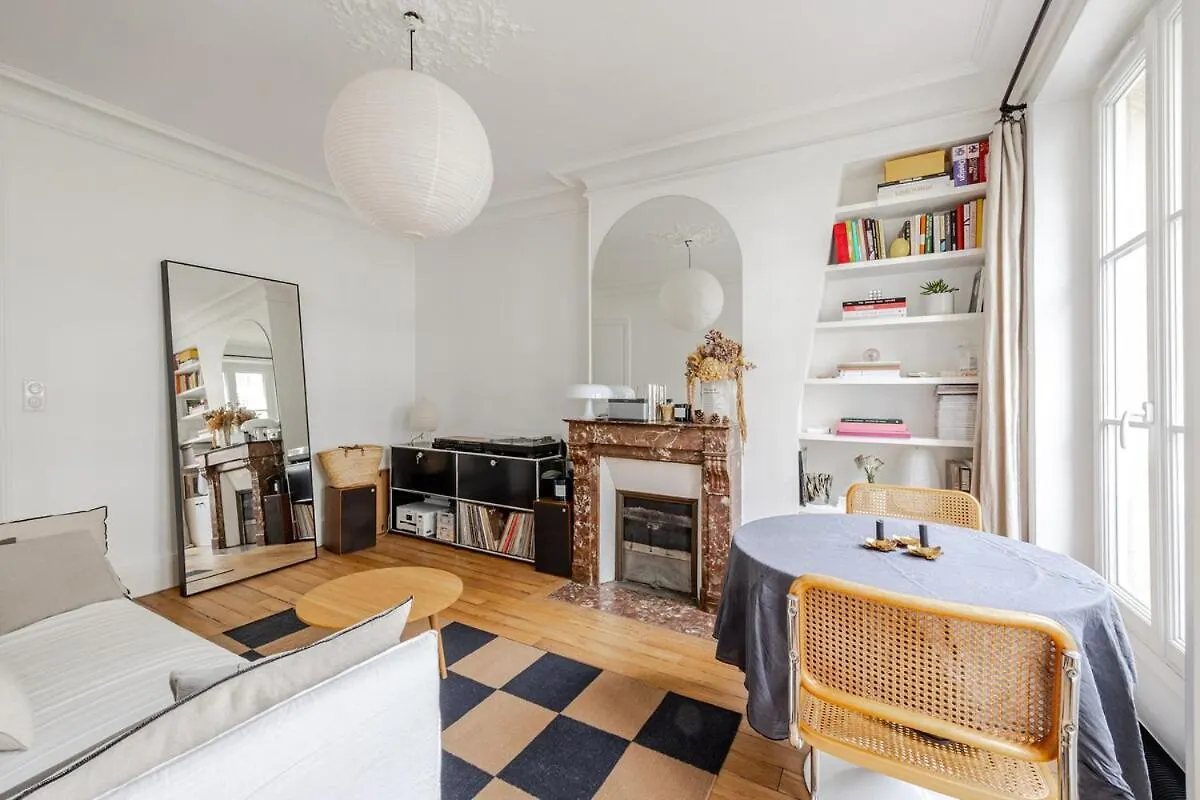 Elegant 1-Bedroom Apartment Paris 0*,  France